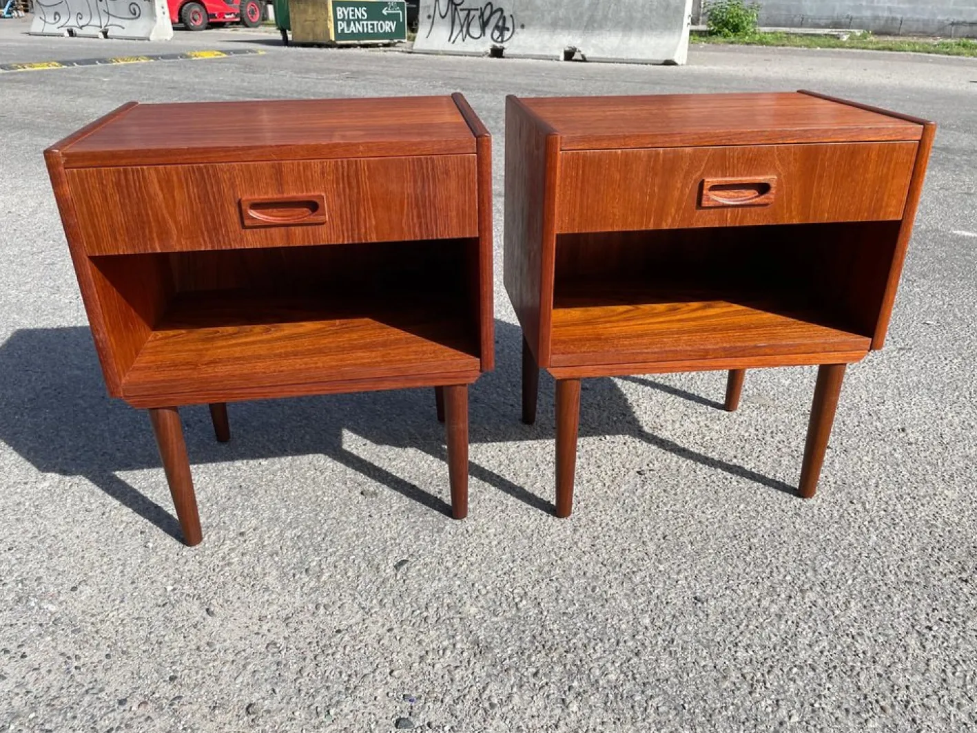Dänische Nachttische aus Teak, 1967, 2er Set