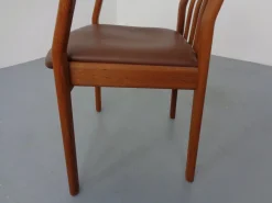 Dänischer Armlehnstuhl aus Teak & Leder von Dyrlund, 1970er