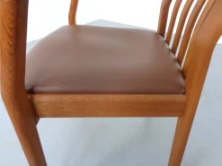 Dänischer Armlehnstuhl aus Teak & Leder von Dyrlund, 1970er