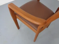 Dänischer Armlehnstuhl aus Teak & Leder von Dyrlund, 1970er
