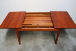 Dänischer Ausziehbarer Teak Esstisch von Glostrup Møbelfabrik, 1965