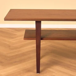 Dänischer Couchtisch aus Teak, 1950