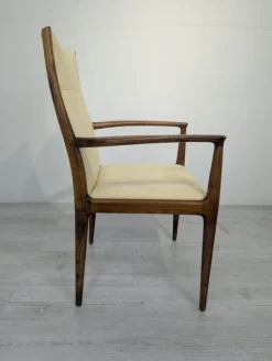 Dänischer Mid-Century Armlehnstuhl aus Holz im modernen Stil, 1960er