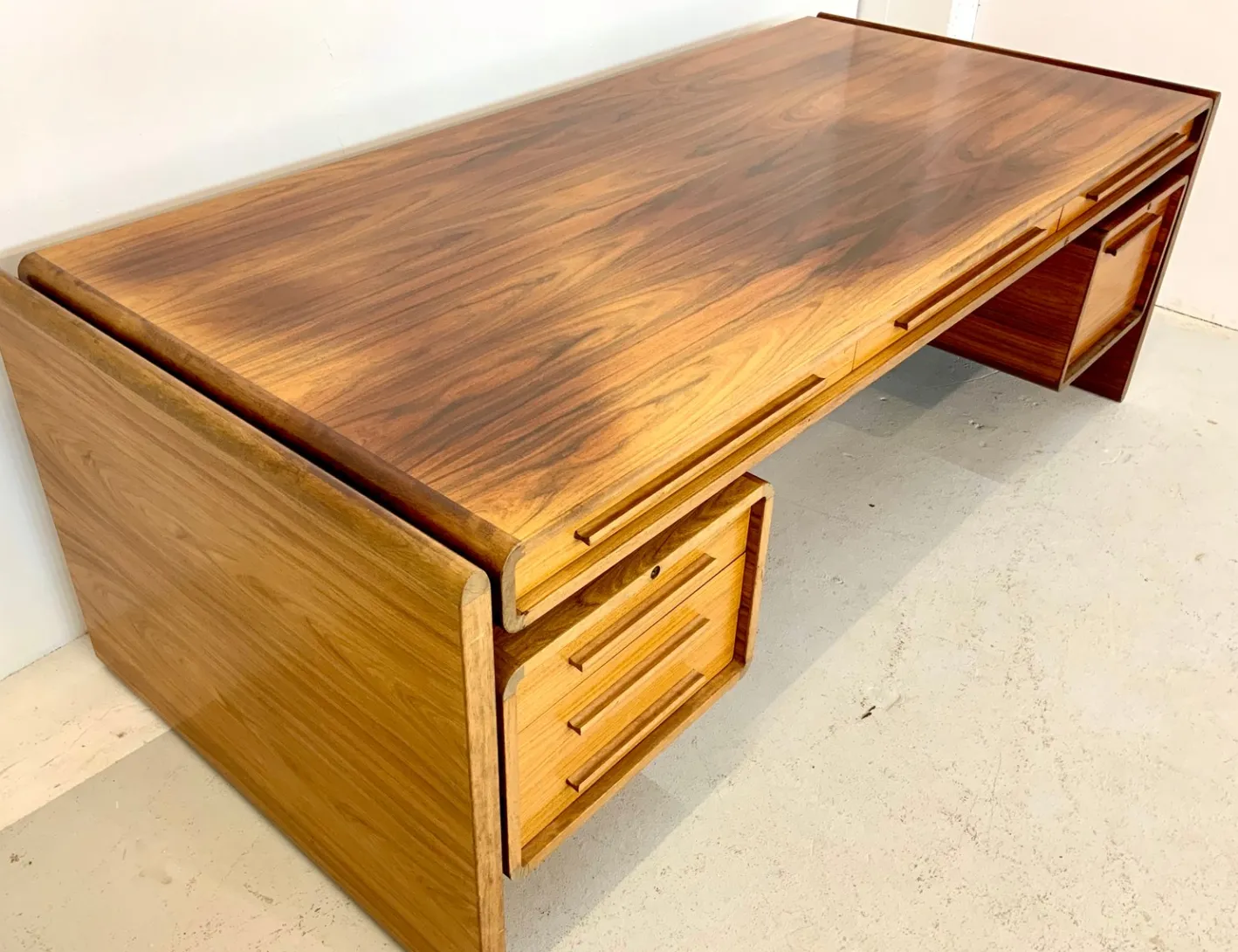 Dänischer Mid-Century Chief Schreibtisch von Dyrlund, 1960er