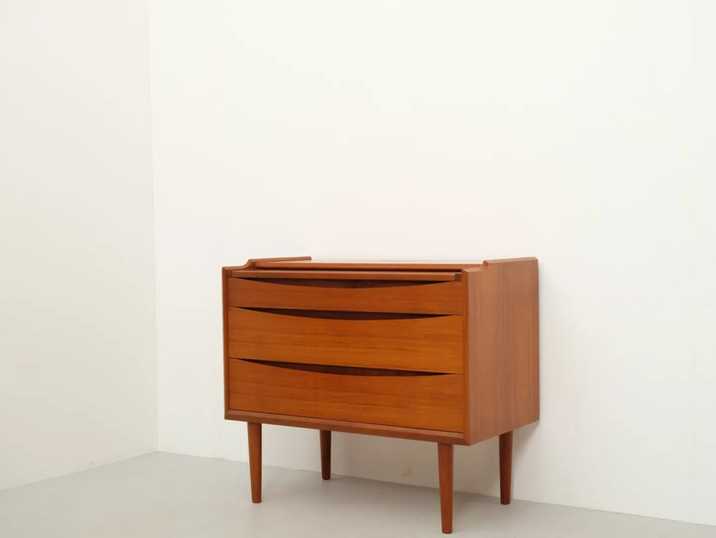 Dänischer Mid-Century Frisiertisch aus Teak, 1960