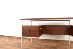 Dänischer Mid-Century Modern Teak Schreibtisch, 1970er