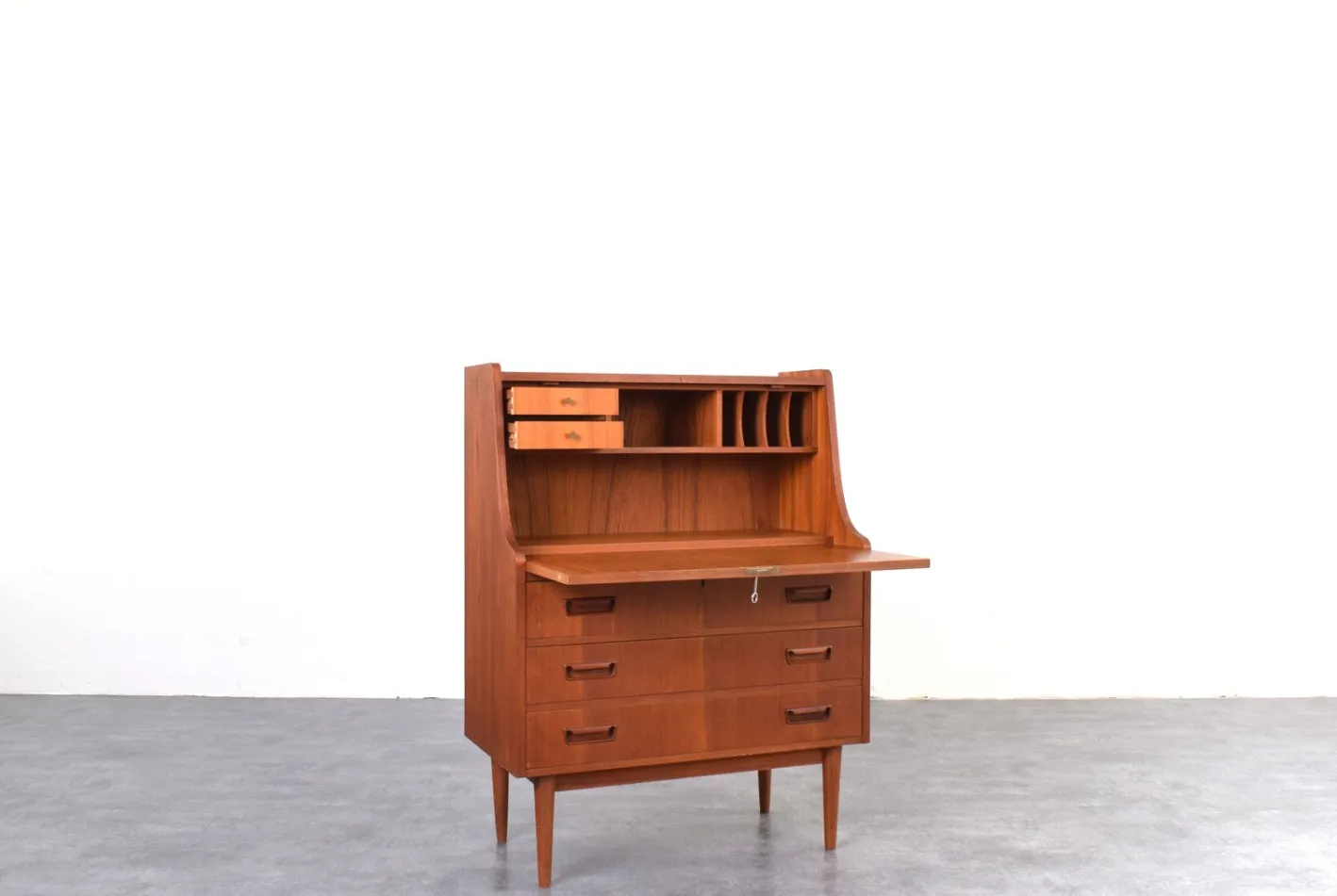 Dänischer Mid-Century Modern Teak Sekretär von Gunnar Nielsen für Tibergaard, 1960er