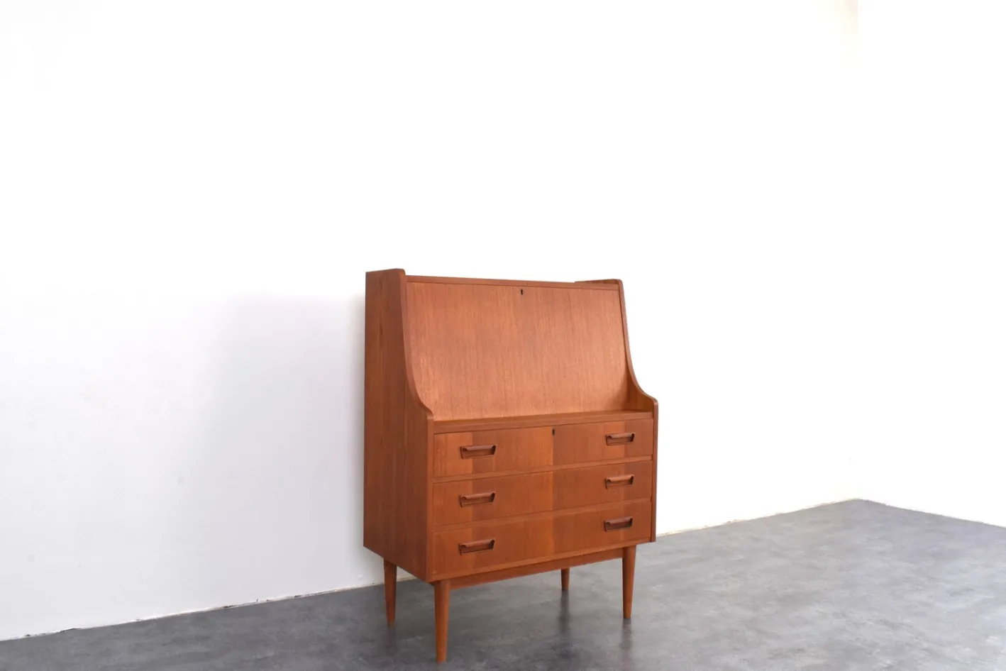 Dänischer Mid-Century Modern Teak Sekretär von Gunnar Nielsen für Tibergaard, 1960er