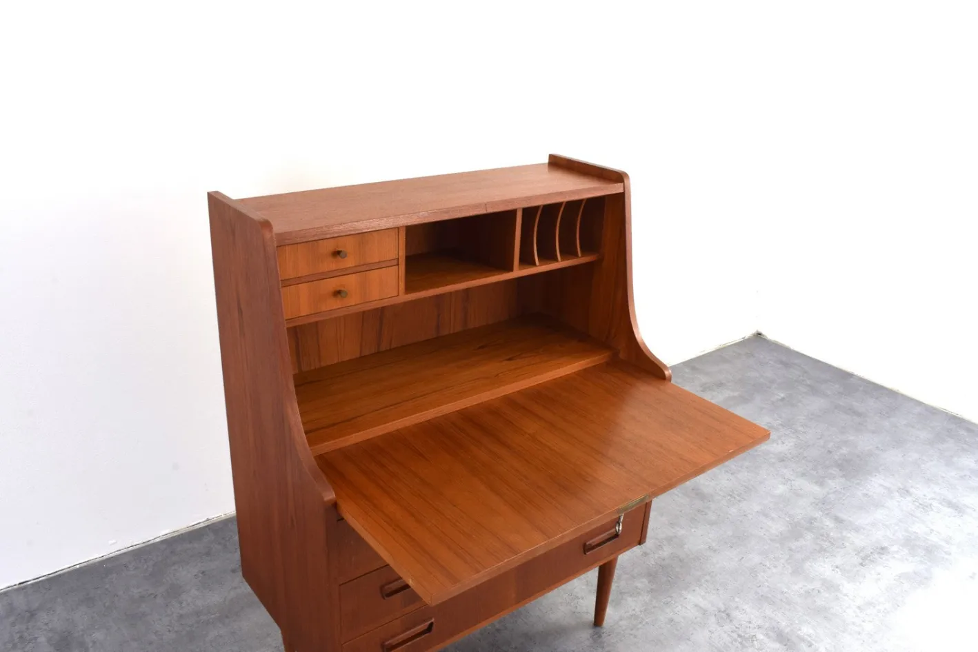 Dänischer Mid-Century Modern Teak Sekretär von Gunnar Nielsen für Tibergaard, 1960er