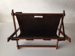 Dänischer Mid-Century Modern Zeitschriftenhalter aus Teak & Wildleder