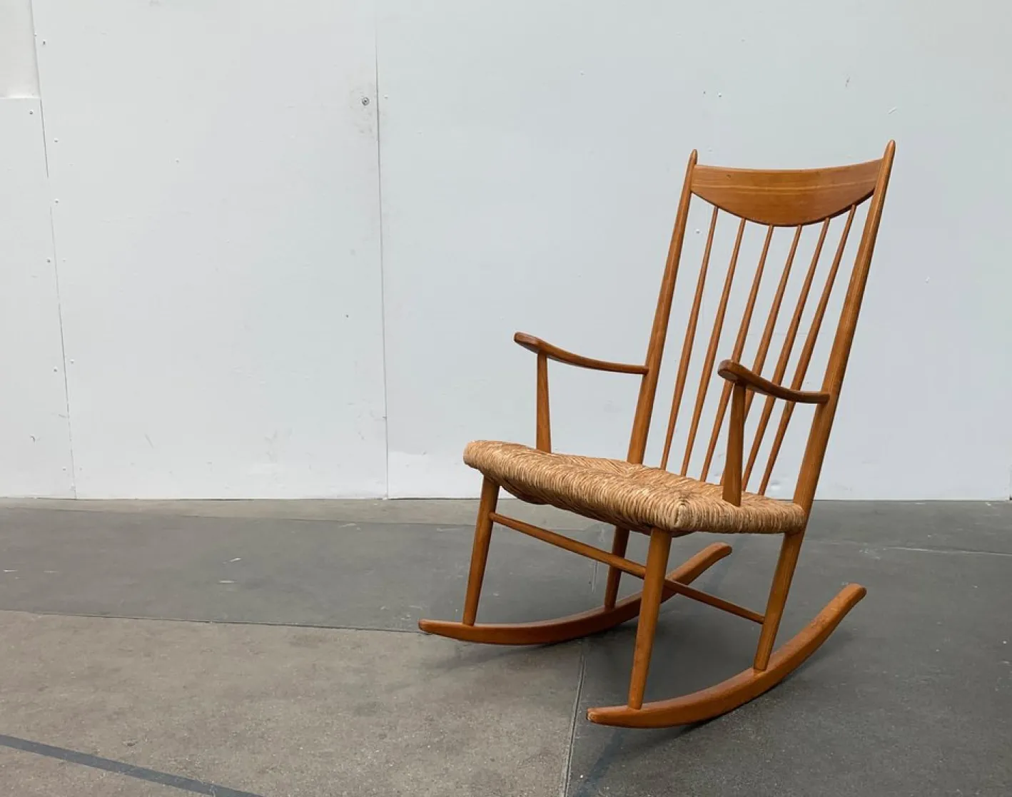 Dänischer Mid-Century Schaukelstuhl