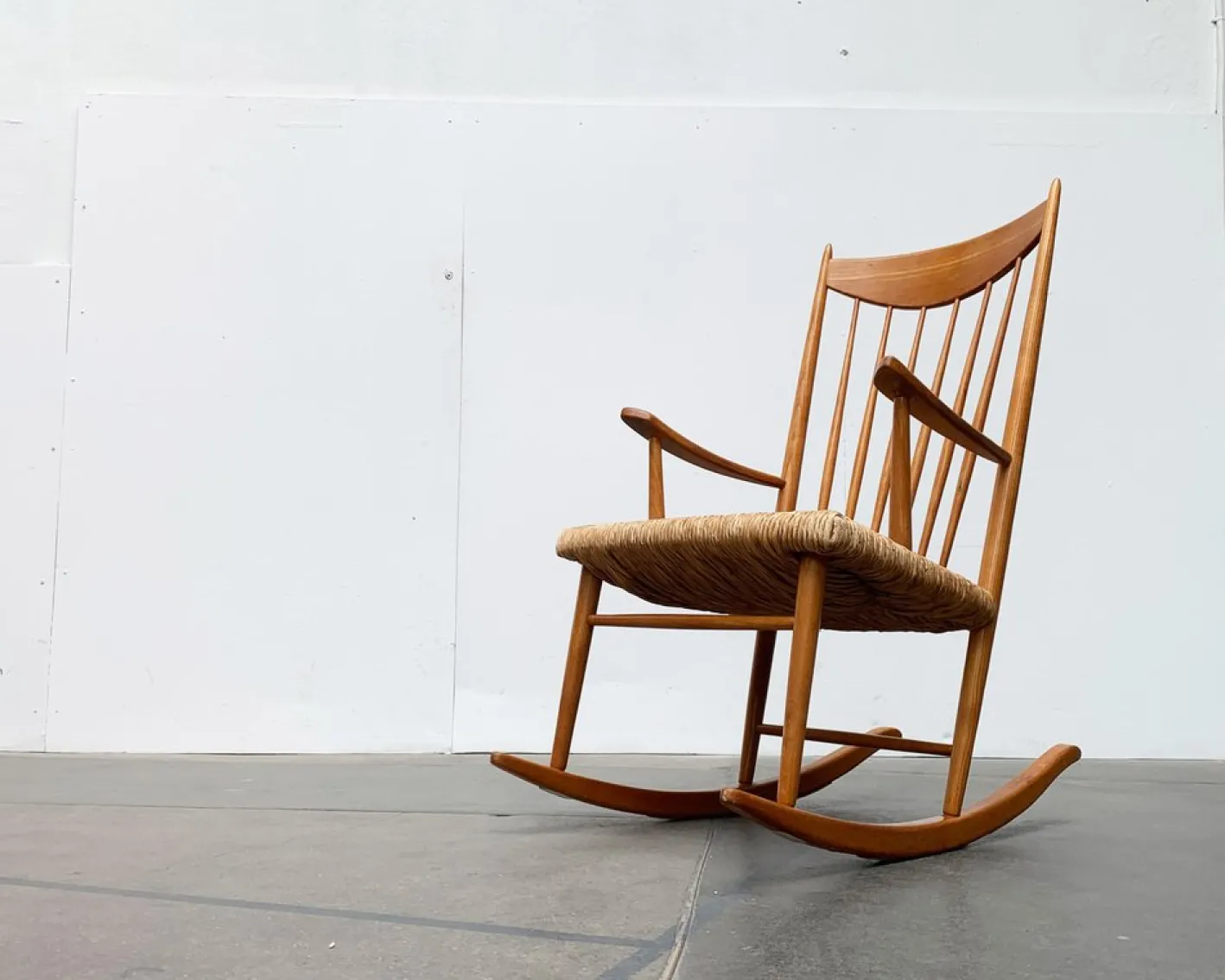 Dänischer Mid-Century Schaukelstuhl
