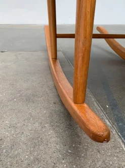 Dänischer Mid-Century Schaukelstuhl