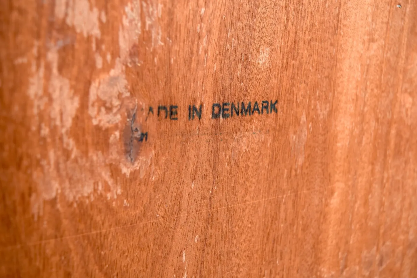 Dänischer Teakholz-Vitrinenschrank von Kollund Möbler, 1970er Jahre