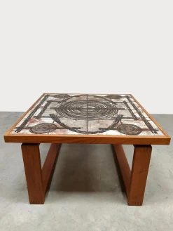 Dänischer Vintage Beistelltisch aus Keramik & Teak, 1970er