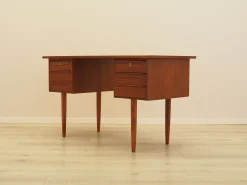 Dänischer Vintage Schreibtisch aus Teak, 1970er
