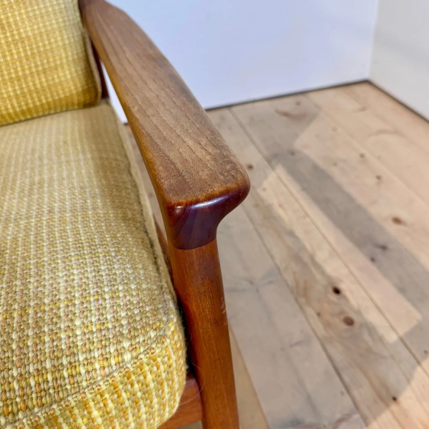 Dänische Sessel mit Gestell aus Teak, 1960er, 2er Set