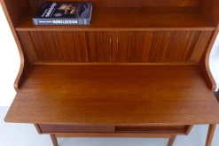 Dänisches Mid-Century Modern Teak Bücherregal von Johannes Sorth für Nexø, 1960er