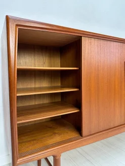 Dänisches Mid-Century Teak Highboard von Axel Christensen für Aco Møbler, 1960er