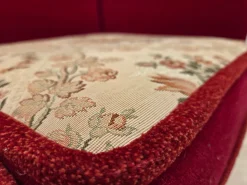 Dänisches 2-Sitzer Sofa aus rotem Velours, 1970er