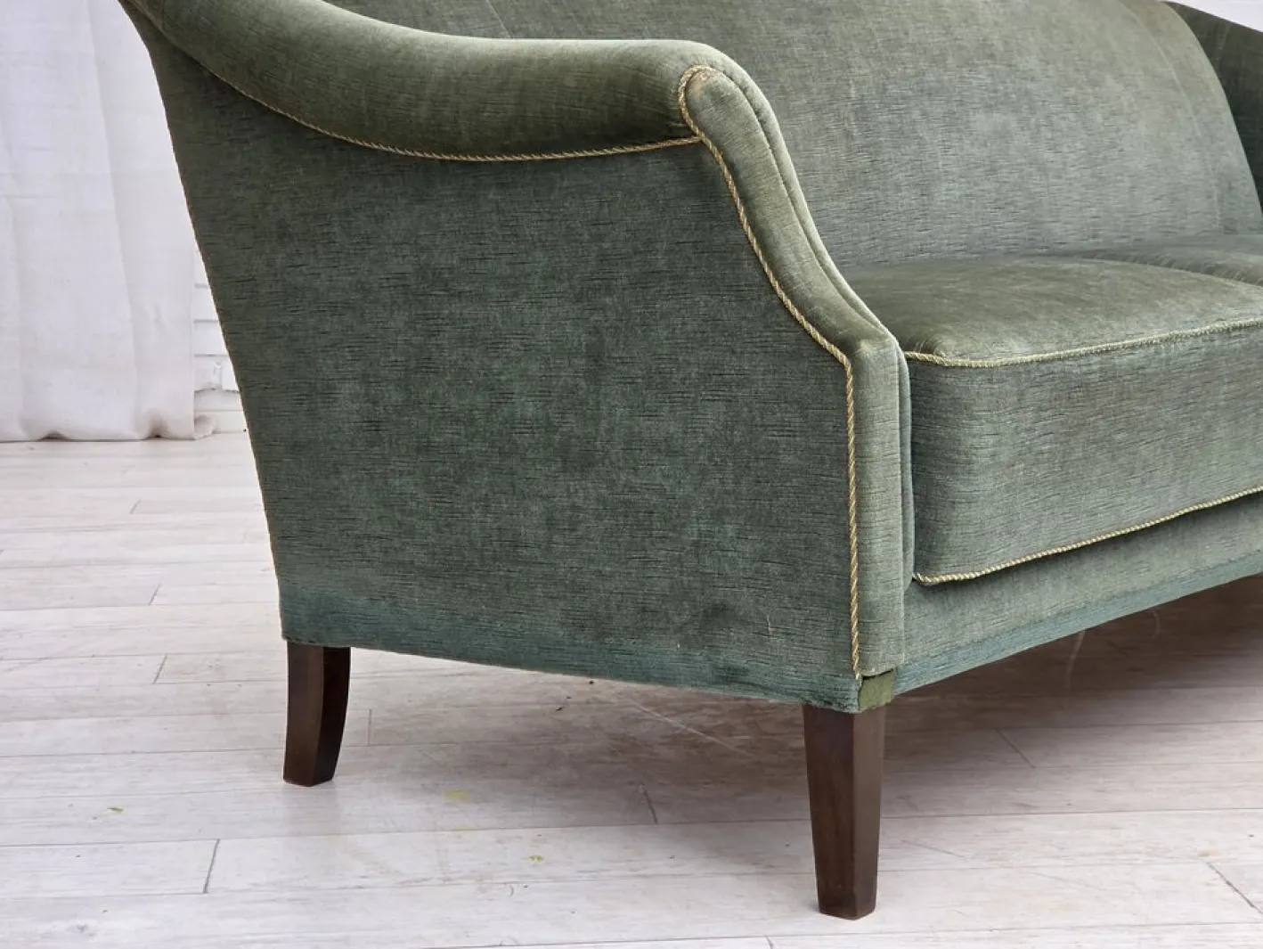 Dänisches 3-Sitzer Sofa in Grünem Möbel Velours, 1960er