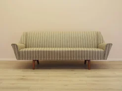 Dänisches Sofa in Beige, 1970er
