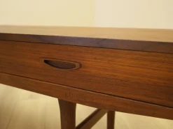 Dänisches Vintage Lowboard aus Teak, 1960er