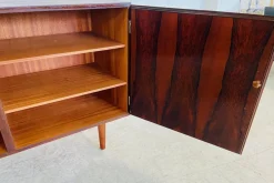 Dänisches Vintage Palisander Sideboard von Gunni Omann, 1960er