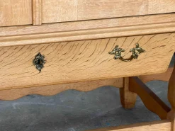 Dänisches Vintage Sideboard aus Eiche von Henning Kjærnulf, 1960er