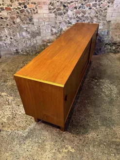 Dänisches Vintage Sideboard aus Teak von Nils Jonsson für Troeds, 1960er