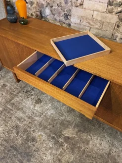 Dänisches Vintage Sideboard aus Teak von Nils Jonsson für Troeds, 1960er