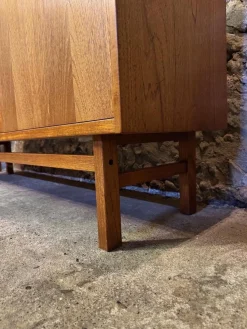 Dänisches Vintage Sideboard aus Teak von Nils Jonsson für Troeds, 1960er