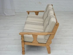 Dänisches Vintage 3-Sitzer Sofa aus Wolle & Eichenholz in Beige, 1970er