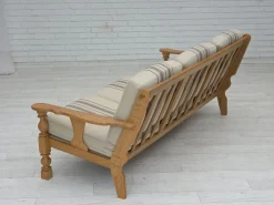 Dänisches Vintage 3-Sitzer Sofa aus Wolle & Eichenholz in Beige, 1970er
