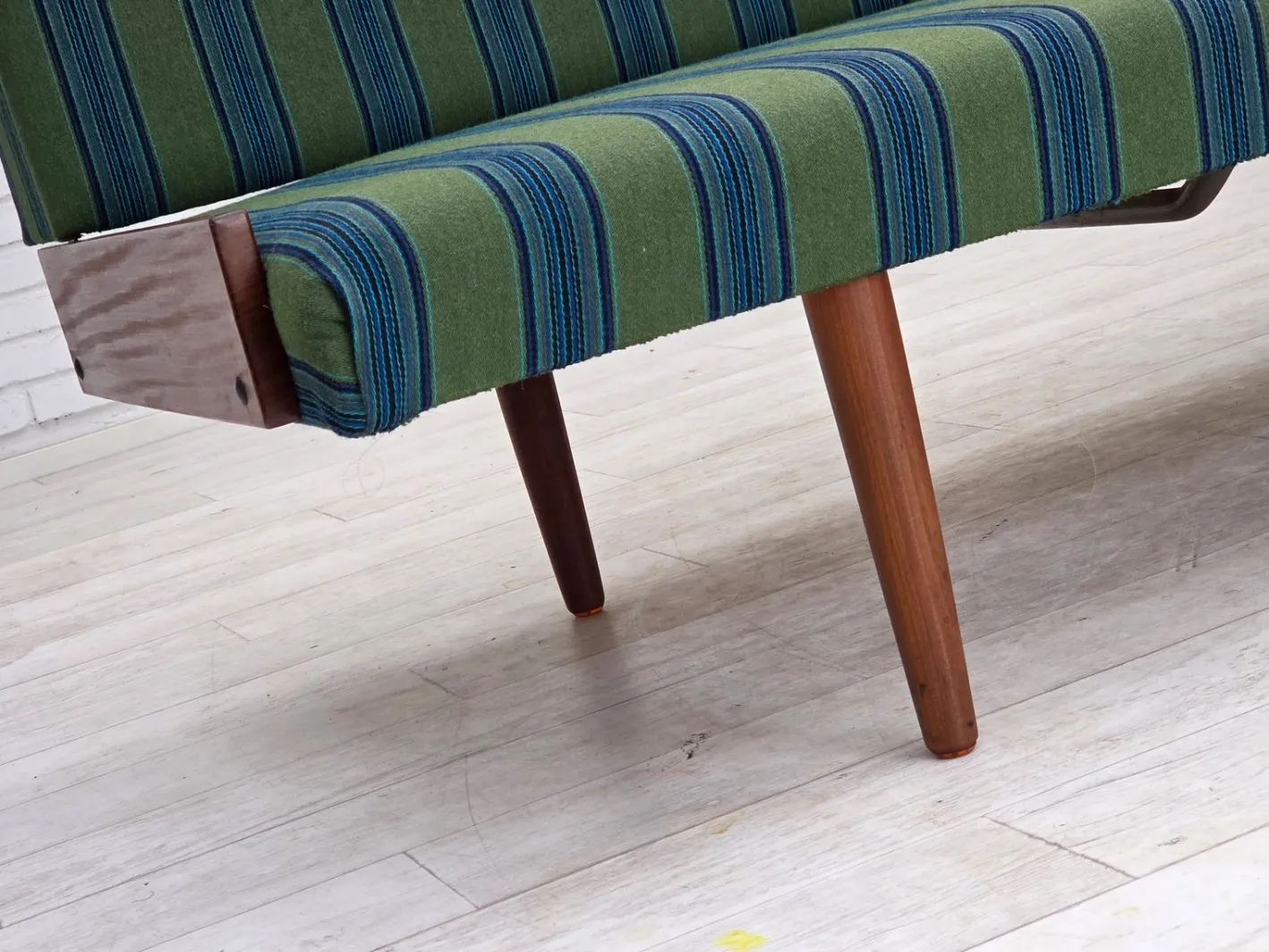 Dänisches Vintage Tagesbett aus Wolle & Teakholz, 1970er