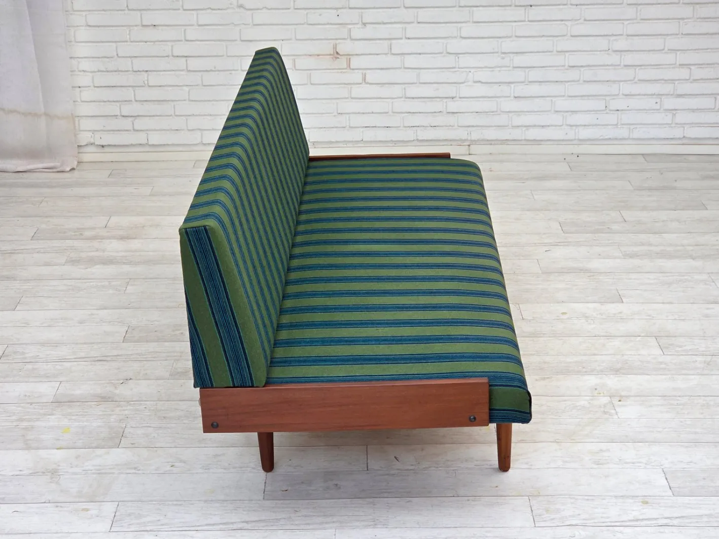 Dänisches Vintage Tagesbett aus Wolle & Teakholz, 1970er