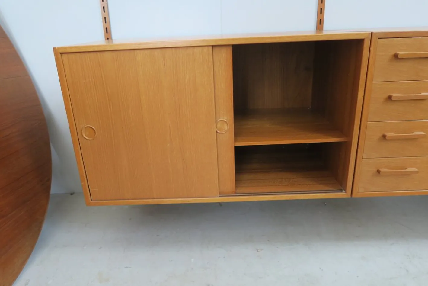 Dänisches Wandregal aus Teak von FM Møbler, 1960er
