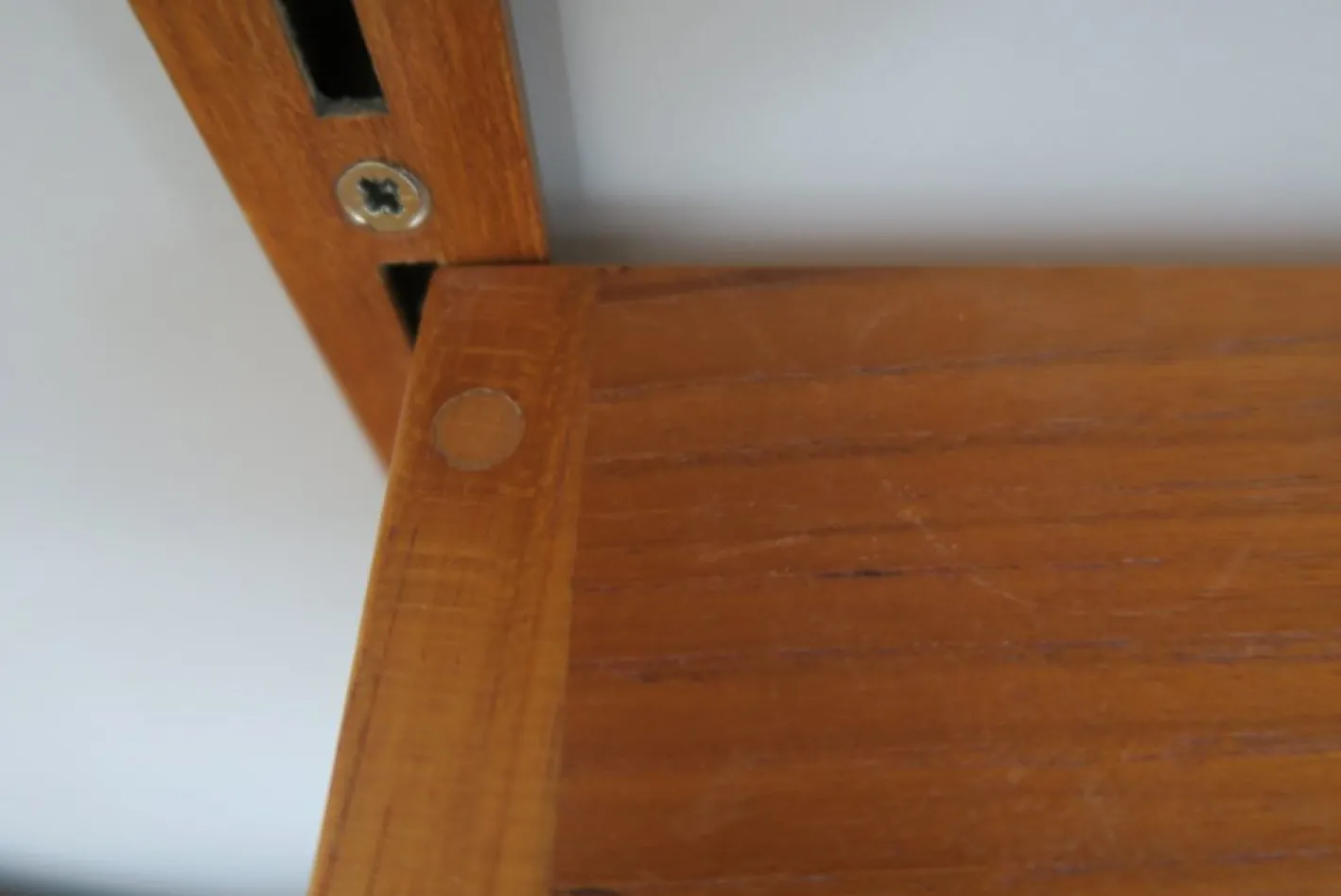 Dänisches Wandregal aus Teak von FM Møbler, 1960er
