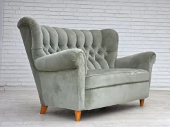 Dänisches Zwei-Sitzer Sofa in Hellgrünem Möbel Velours, 1960er