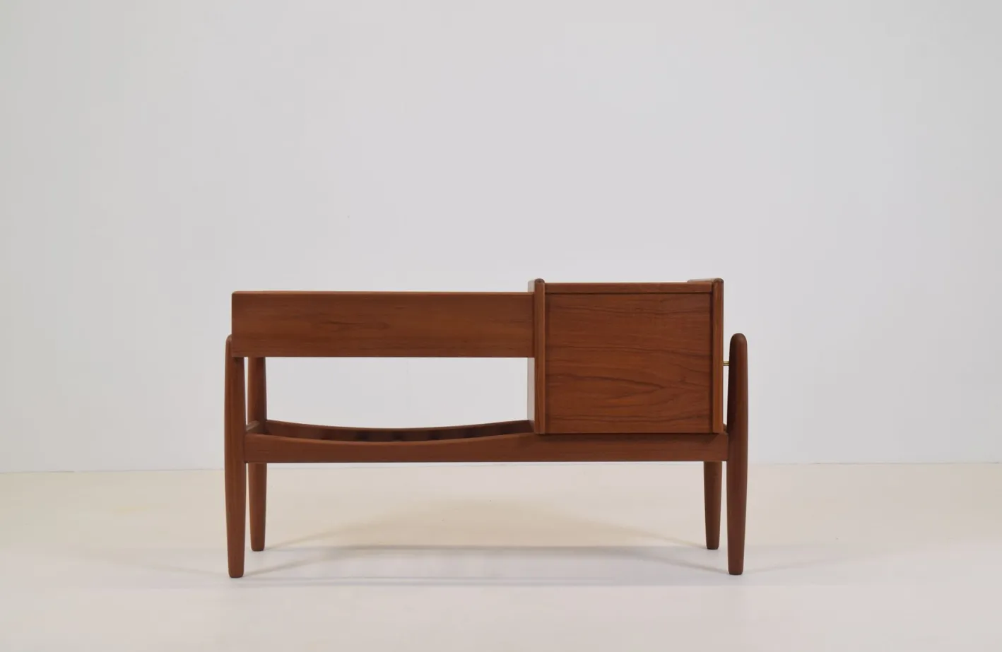 Dänische Teak Möbel mit Pflanzer von Arne Wahl Iversen für Vinde Møbelfabrik, 1961