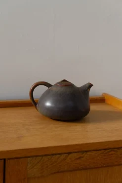 Dänische Teekanne aus glasierter Keramik von Eva Stæhr-Nielsen für Saxbo, 1950er