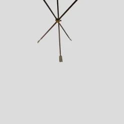 Dreibeiniger Directoire Tisch mit grüner Marmorplatte von Maison Jansen, 1950er