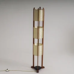 Dreistufige Mid-Century Modern Stehlampe aus Glasfaser & Holz, 1950er
