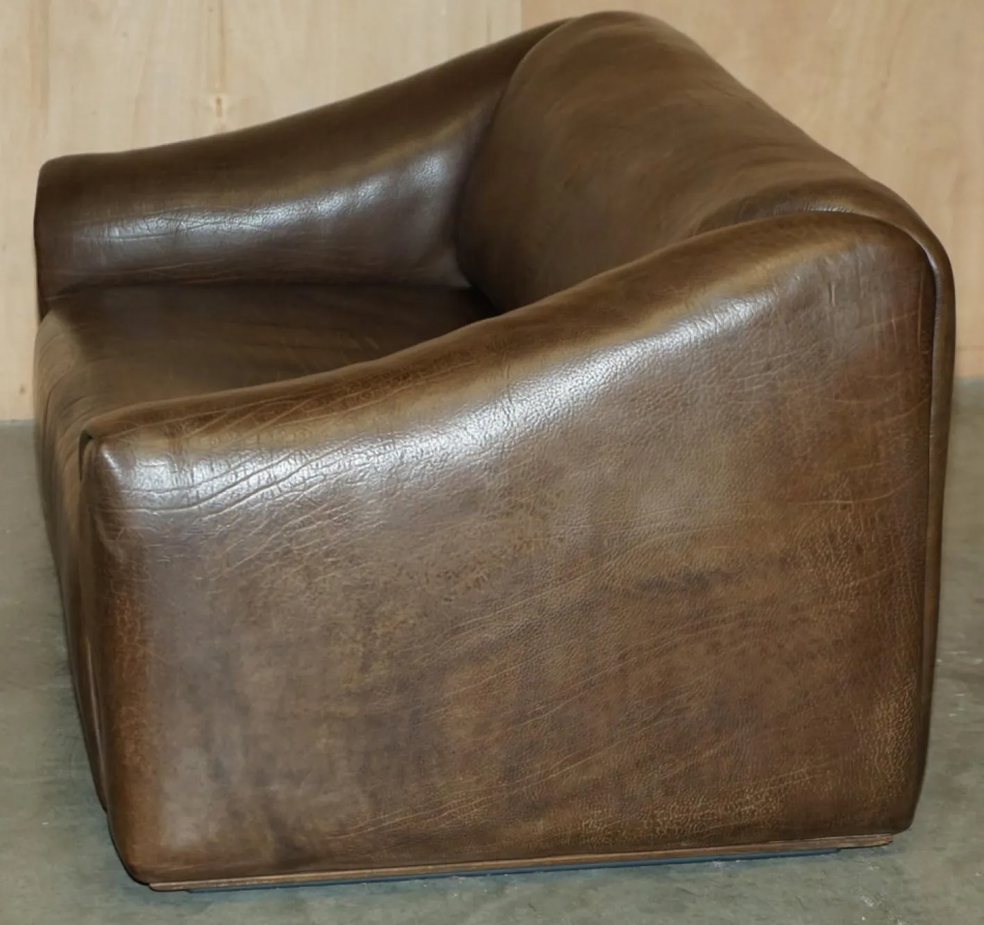 DS47 Sofa aus Büffelleder von De Sede, 1960er