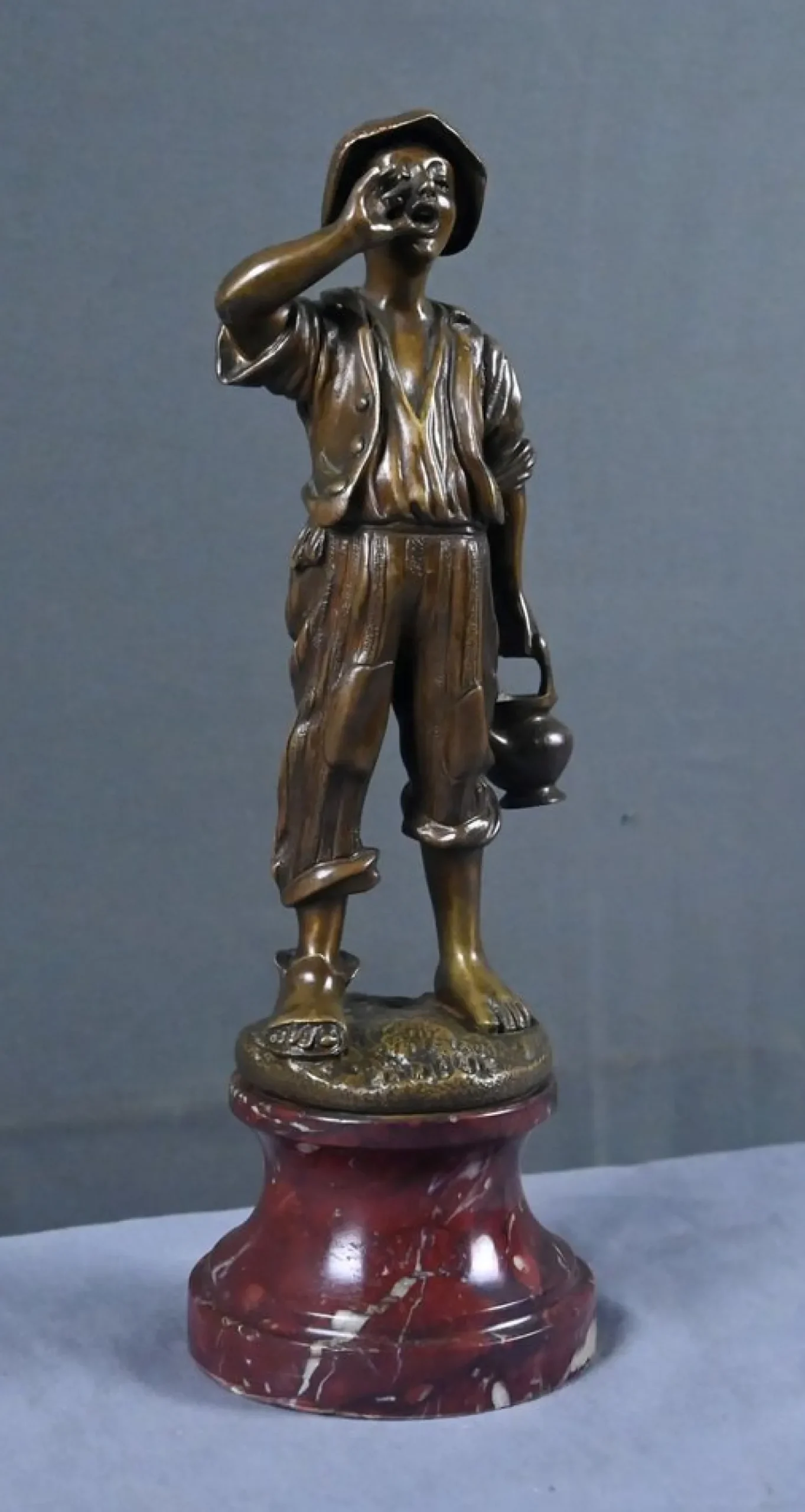 Dubois, der kleine Wasserträger aus Bronze, spätes 19. Jh