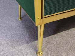 Dunkelgrünes italienisches Sideboard von Justfurnituress Designer