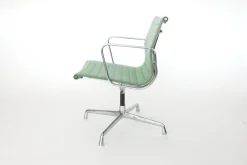 EA 108 Drehstuhl mit Gestell aus Aluminium von Charles & Ray Eames für Herman Miller / Vitra, 1970er