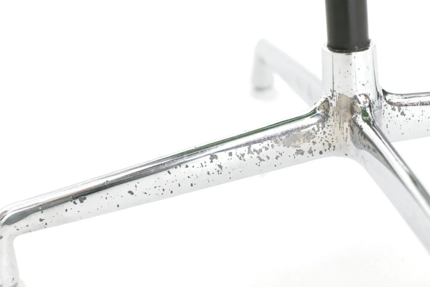 EA 108 Drehstuhl mit Gestell aus Aluminium von Charles & Ray Eames für Herman Miller / Vitra, 1970er