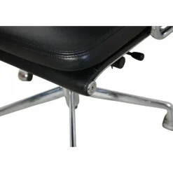 EA219 Softpad Bürostuhl aus schwarzem Leder von Charles Eames, 2000er