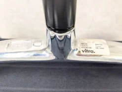 EA 108 Stuhl aus Leder von Charles & Ray Eames für Vitra